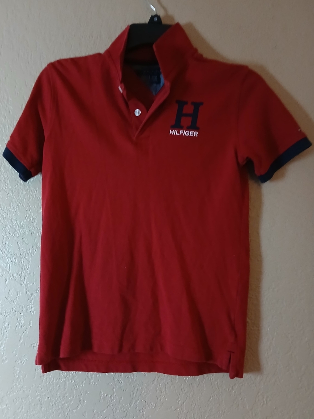 TOMMY HILFINGER Children Red Polo Shirt with Navy Trim Size 12-14
